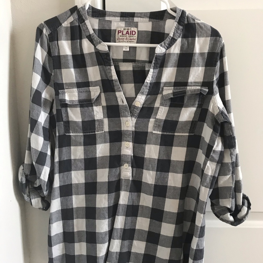 Old Navy plaid shirt